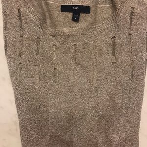 Gap sweater